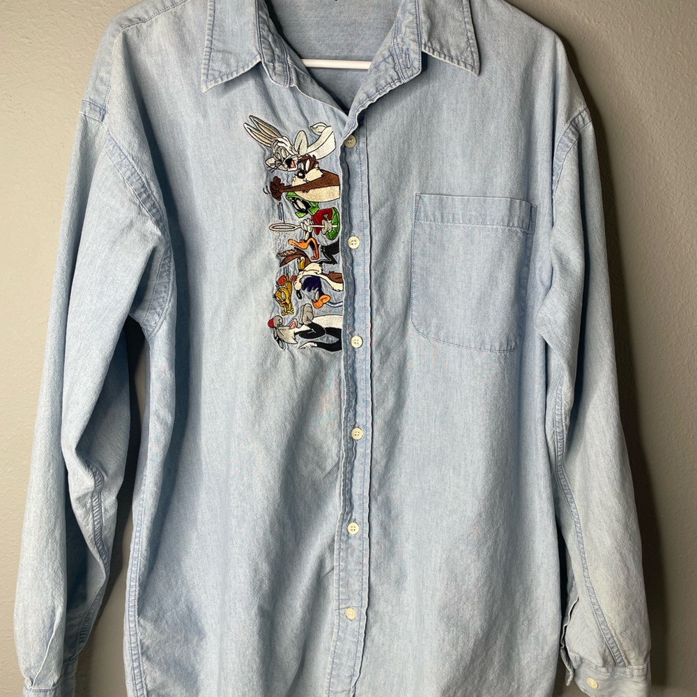 Warner Bros Vintage Light Blue Denim Button-Up Shirt Embroidered Looney Tunes